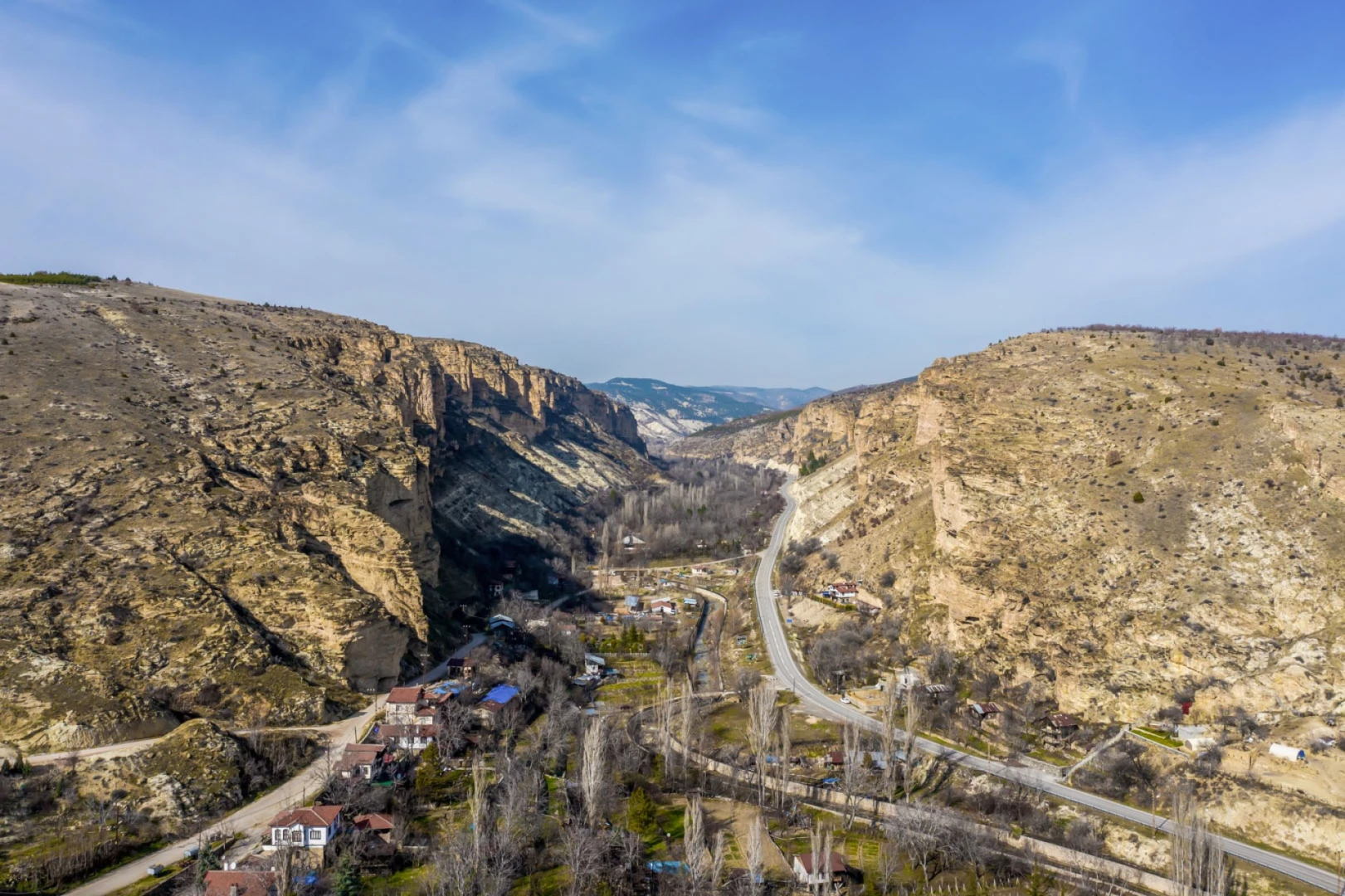 İNÖZÜ VADİSİ - 1