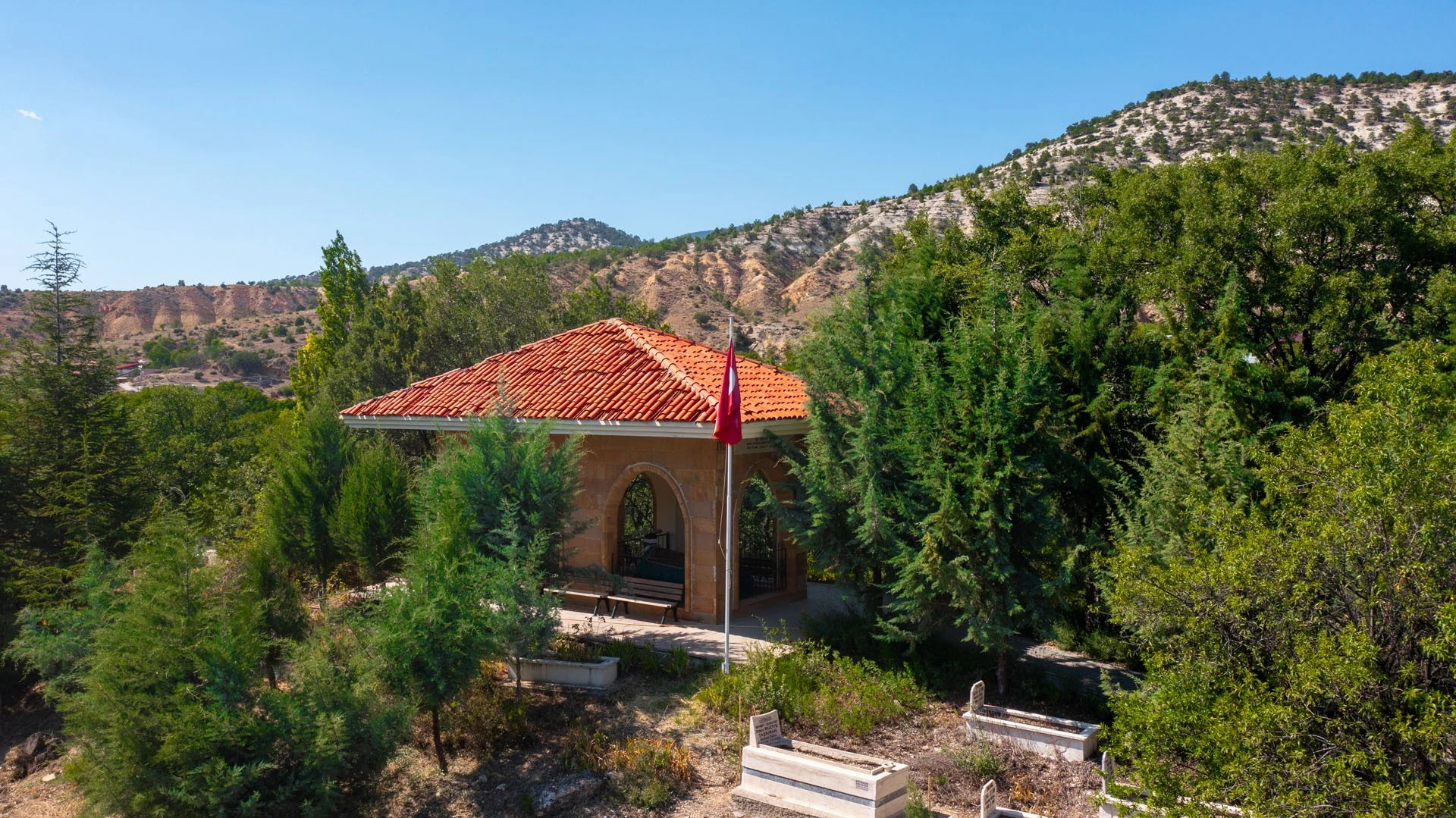 Gazi Gündüzalp Türbesi - 1